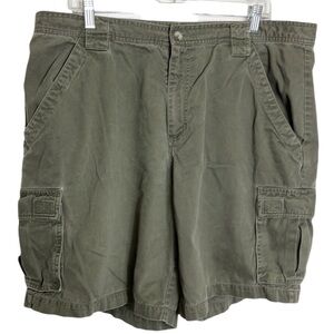 Columbia Shorts Men XL Olive Green Cargo Pockets Inseam 8.5" Fishing Outdoor‎